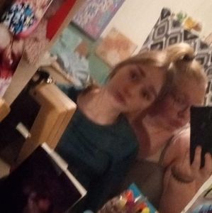 Meet your Posher, Kaitlin